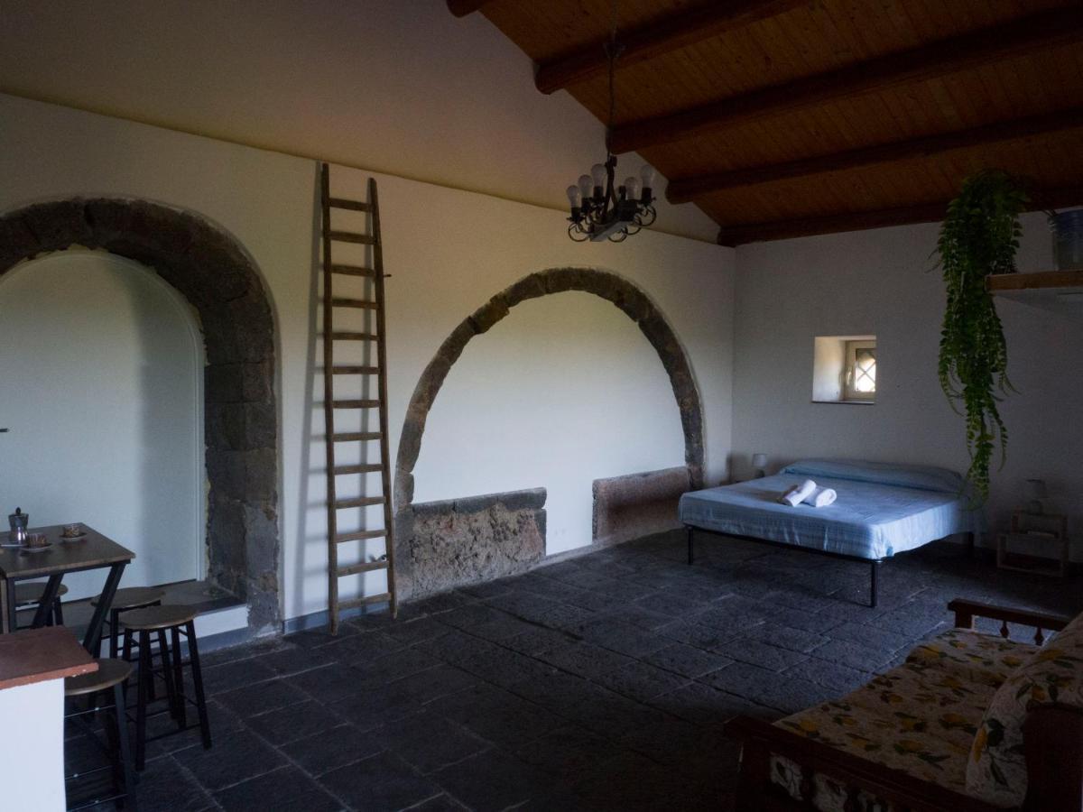 Il Palmento Di Beppe Apartment Santa Tecla Bagian luar foto